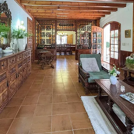 Dom wakacyjny Pet Friendly Home In Elda *