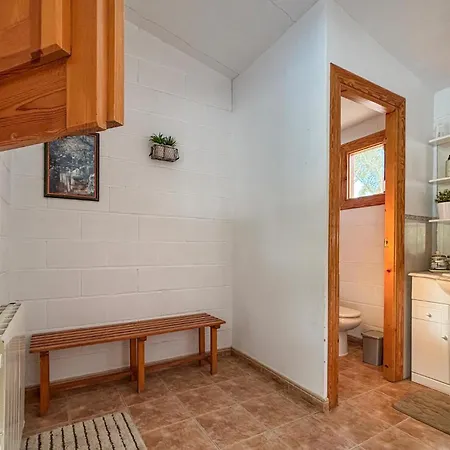 Pet Friendly In * Elda