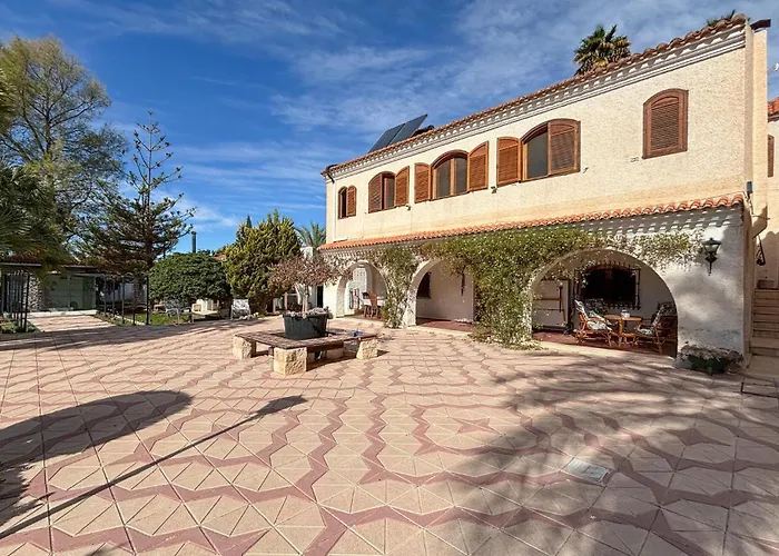 Dom wakacyjny Pet Friendly Home In Elda *