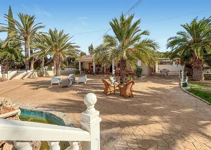 Pet Friendly Home In Elda *