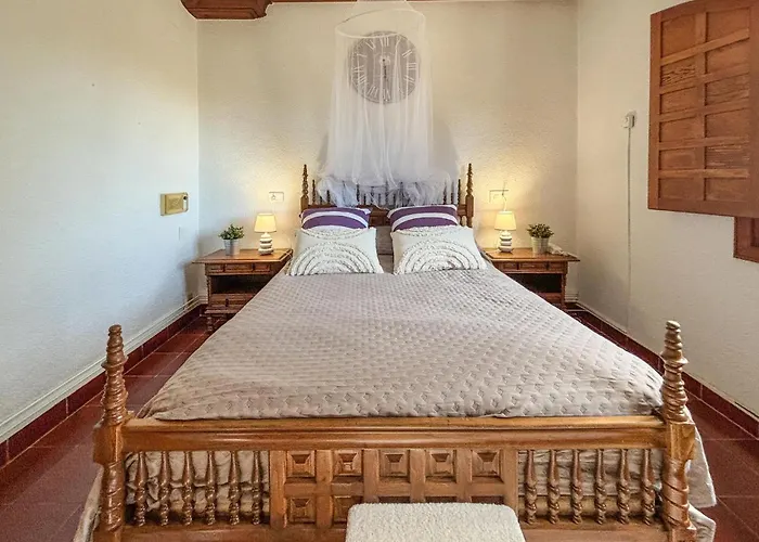 Pet Friendly Home In Elda *